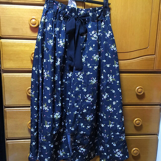 PAGEBOY(ページボーイ)の花柄リボンSK ページボーイ レディースのスカート(ロングスカート)の商品写真