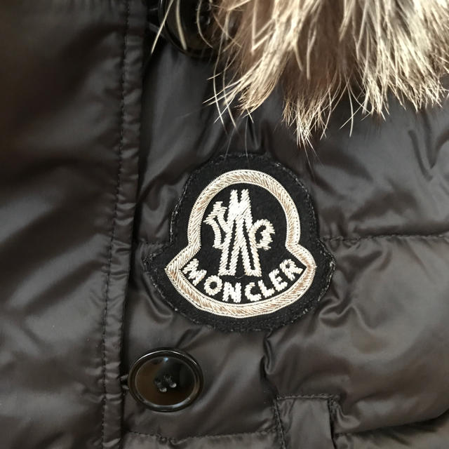 MONCLER(モンクレール)の325様専用 レディースのジャケット/アウター(ダウンベスト)の商品写真