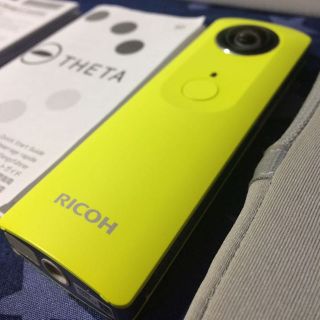 リコー(RICOH)のRICHO THETA m15 イエロー 360°カメラ(その他)