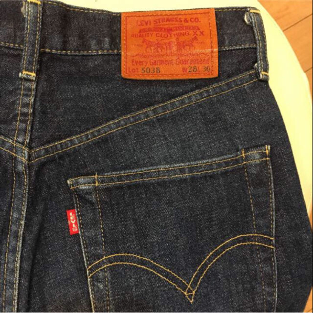 Levi's(リーバイス)の貴重 アーツ&サイエンス ビンテージ リーバイス 503 ハイウェスト 赤耳 レディースのパンツ(デニム/ジーンズ)の商品写真