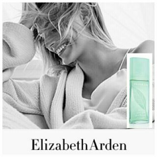 エリザベスアーデン(Elizabeth Arden)の未開封 新品   エリザベス アーデン グリーンティ セントスプレー 50ml(香水(女性用))