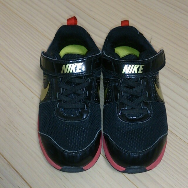 NIKE(ナイキ)のNIKEスニーカーsize19㎝ キッズ/ベビー/マタニティのキッズ靴/シューズ(15cm~)(その他)の商品写真