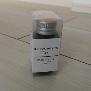 ムジルシリョウヒン(MUJI (無印良品))のぱんだ様専用 無印良品 エッセンシャルオイル ゆず(エッセンシャルオイル（精油）)