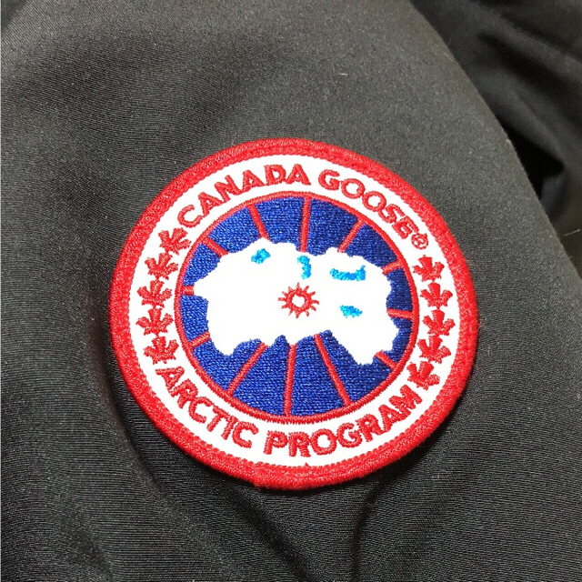 CANADA GOOSE(カナダグース)のカナダグース ボーデンボンバー メンズのジャケット/アウター(ダウンジャケット)の商品写真