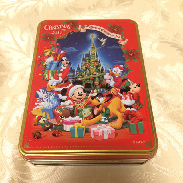 Disney(ディズニー)のディズニーランド 未開封チョコレート クリスマス 2017  食品/飲料/酒の食品(菓子/デザート)の商品写真