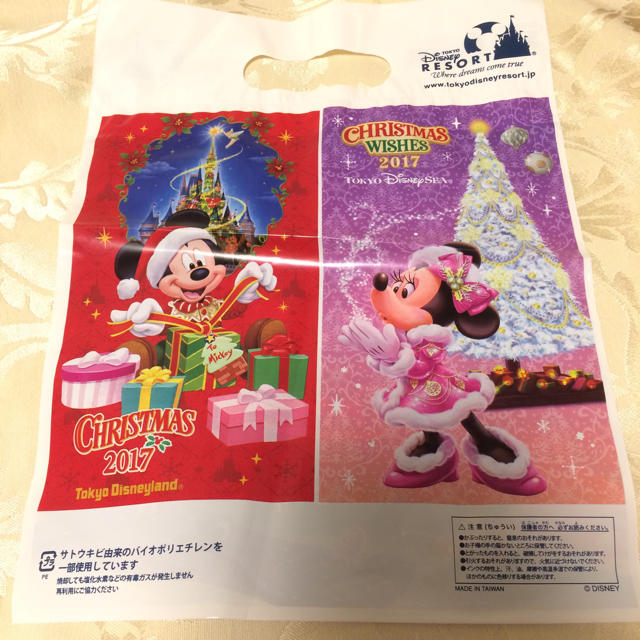 Disney(ディズニー)のディズニーランド 未開封チョコレート クリスマス 2017  食品/飲料/酒の食品(菓子/デザート)の商品写真