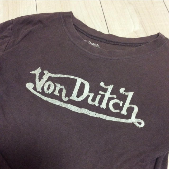 Von Dutch(ボンダッチ)のアメリカ古着 ロンT レディースのトップス(Tシャツ(長袖/七分))の商品写真