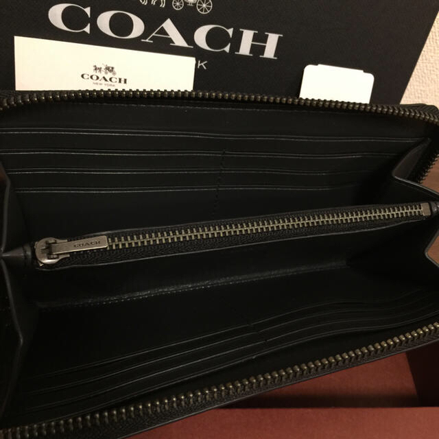 COACH(コーチ)のCOACH コーチ ブラック 長財布 キーホルダー 箱付き セット  メンズのファッション小物(長財布)の商品写真