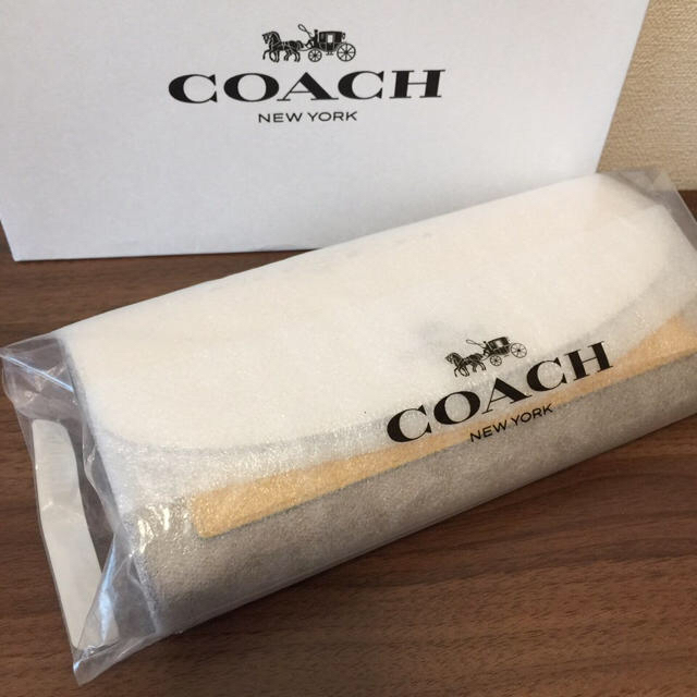 COACH(コーチ)のCOACH☆コーチ スリム 長財布 カラーブロック バナナ イエロー チョーク  レディースのファッション小物(財布)の商品写真