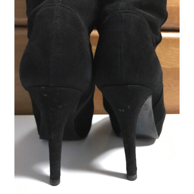 DIANA(ダイアナ)のDIANA ブーツ ニーハイ 23 スウェード 黒 プラットフォーム レディースの靴/シューズ(ブーツ)の商品写真