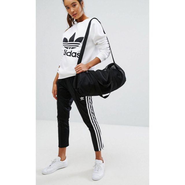 adidas(アディダス)の【 Lサイズ】adidas 新品タグ付  3ストライプ ロングTシャツ ホワイト レディースのトップス(Tシャツ(長袖/七分))の商品写真