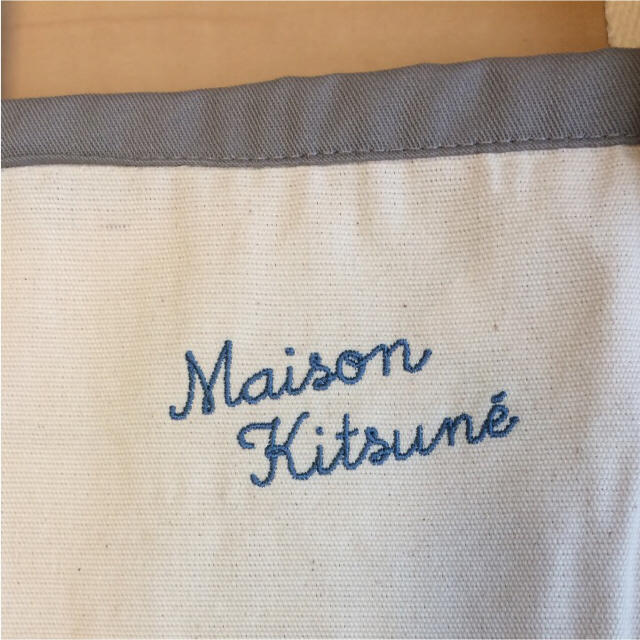 MAISON KITSUNE'(メゾンキツネ)の未使用 メゾンキツネ  トートバッグ レディースのバッグ(トートバッグ)の商品写真