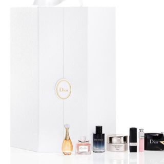 Dior - 新品 レア ディオール アドベントカレンダー Dior 香水 メイク