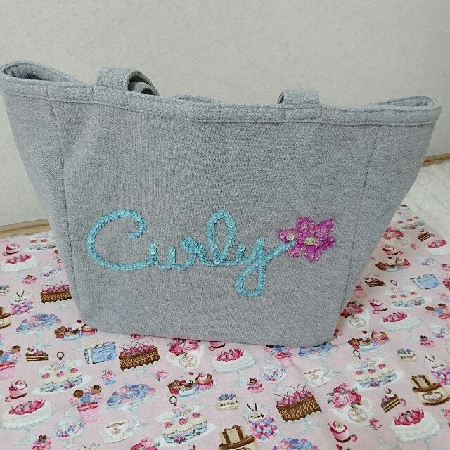 Curly Collection(カーリーコレクション)の🎀Curly Collection🎀 いちごちゃんビーズバッグ レディースのバッグ(トートバッグ)の商品写真