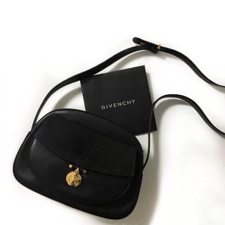 ジバンシィ(GIVENCHY)の未使用♡超美品♡ジバンシー♡オールレザー♡ショルダーバッグ(ショルダーバッグ)