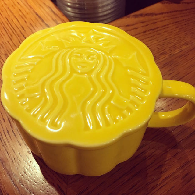 Starbucks Coffee(スターバックスコーヒー)の限定♡スタバ マグカップ インテリア/住まい/日用品のキッチン/食器(タンブラー)の商品写真