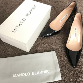 マノロブラニク(MANOLO BLAHNIK)のマノロブラニク 黒 エナメル ハイヒール 7センチヒール(ハイヒール/パンプス)