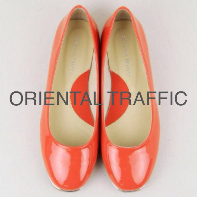 ORiental TRaffic(オリエンタルトラフィック)のエナメルフラットサンダル レディースの靴/シューズ(ハイヒール/パンプス)の商品写真