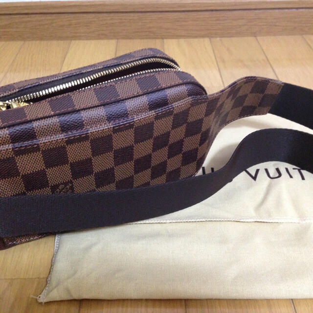 LOUIS VUITTON(ルイヴィトン)の【再値下げ】ルイヴィトン☆新品☆ボディバッグ メンズのバッグ(ボディーバッグ)の商品写真