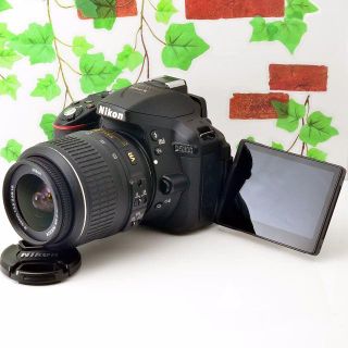 ニコン(Nikon)の✨死角なしの高性能一眼レフ✨手ぶれ補正+セルフィ+スマホ転送✨ニコン D5300(デジタル一眼)