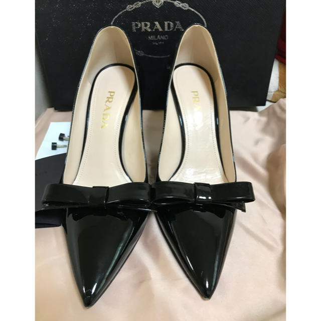 PRADA(プラダ)のプラダ🎀パンプス レディースの靴/シューズ(ハイヒール/パンプス)の商品写真