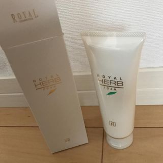 ロイヤル(roial)のロイヤルハーブフォーム洗顔料 120グラム(洗顔料)