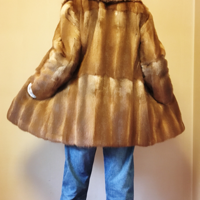 今季最後のお値下げ‼️✨ヴィンテージ リアル ファー コート✨ レディースのジャケット/アウター(毛皮/ファーコート)の商品写真