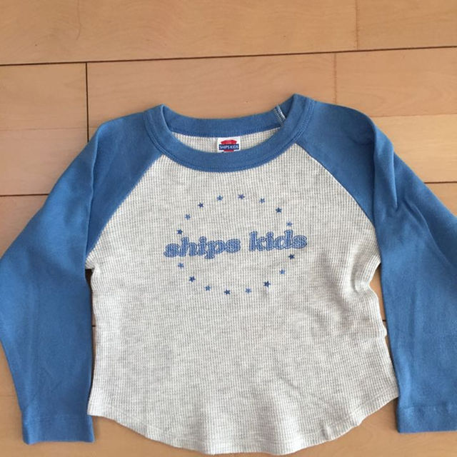 SHIPS(シップス)のSHIPS  KIDS  長袖Tシャツ  110センチ キッズ/ベビー/マタニティのキッズ服男の子用(90cm~)(その他)の商品写真