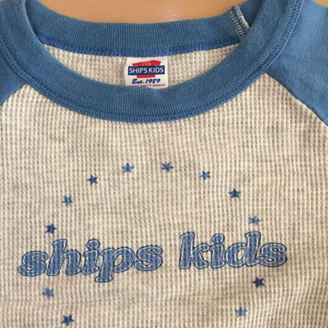 SHIPS(シップス)のSHIPS  KIDS  長袖Tシャツ  110センチ キッズ/ベビー/マタニティのキッズ服男の子用(90cm~)(その他)の商品写真