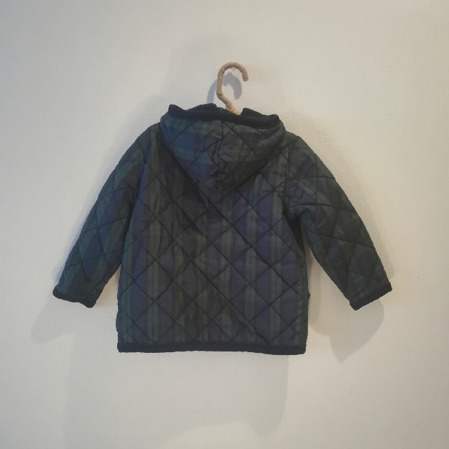 babyGAP(ベビーギャップ)のたむちーさま★ブラックウォッチキルティングジャケットコート8090 キッズ/ベビー/マタニティのキッズ服男の子用(90cm~)(コート)の商品写真