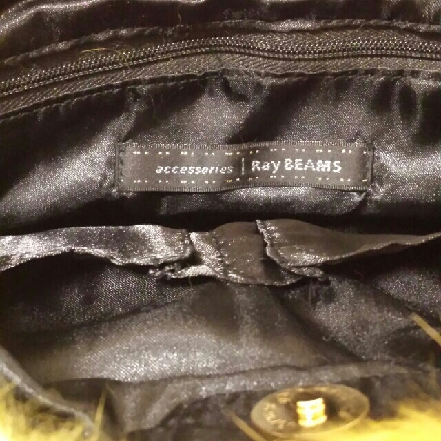 Ray BEAMS(レイビームス)の【あーちん様】新品未使用!! Ray BEAMS ファー付きハンドバッグ レディースのバッグ(ハンドバッグ)の商品写真