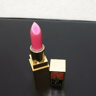 イヴサンローランボーテ(Yves Saint Laurent Beaute)の☆値下げしました☆イヴ・サンローラン  ルージュ  19【新品未使用】(口紅)