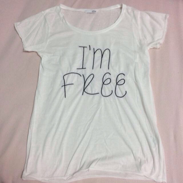 GYDA(ジェイダ)のI'mFreeTシャツ♡ レディースのトップス(Tシャツ(半袖/袖なし))の商品写真
