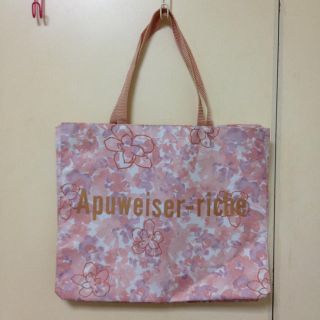 アプワイザーリッシェ(Apuweiser-riche)のトートバッグ(ショップ袋)