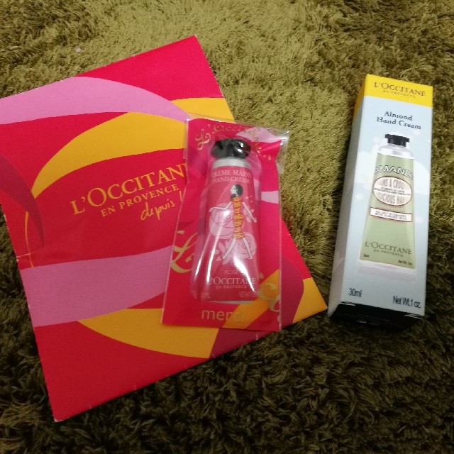 L'OCCITANE(ロクシタン)のロクシタン　ハンドクリーム　２本セット コスメ/美容のボディケア(ハンドクリーム)の商品写真