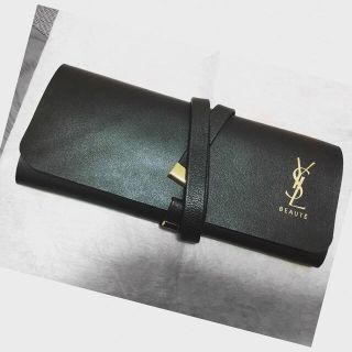 イヴサンローランボーテ(Yves Saint Laurent Beaute)の新品未使用 YSL ブラシセット(その他)