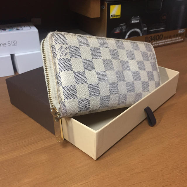 LOUIS VUITTON(ルイヴィトン)の正規品 LOUIS VUITTON ダミエ アズール ジッピーウォレット 長財布 メンズのファッション小物(長財布)の商品写真