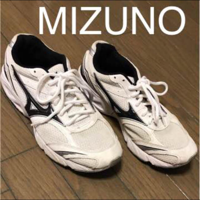 MIZUNO(ミズノ)の【送料無料】ミズノ★23.5㎝/スニーカー キッズ/ベビー/マタニティのキッズ靴/シューズ(15cm~)(スニーカー)の商品写真