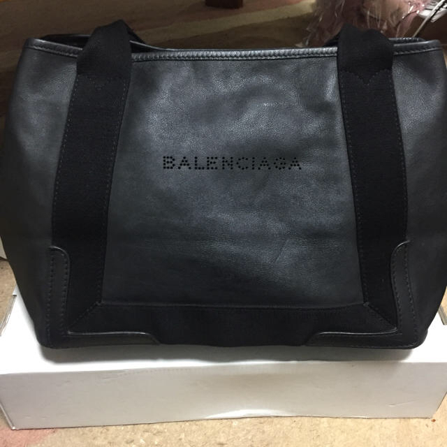 2022新入荷 - Balenciaga 【本日限定】バレンシアガ S ネイビーカバス ...