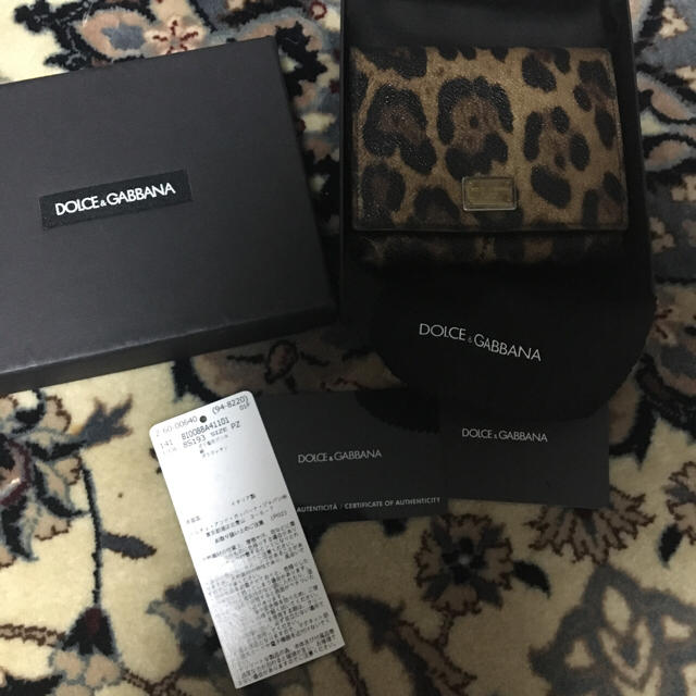 DOLCE&GABBANA(ドルチェアンドガッバーナ)のDOLCE&GABBANA 豹柄レオパード柄 財布 レディースのファッション小物(財布)の商品写真