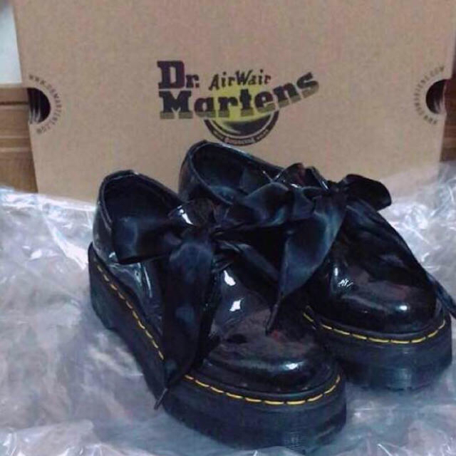 Dr.Martens(ドクターマーチン)のDr.Martens HOLLY UK3 レディースの靴/シューズ(ローファー/革靴)の商品写真