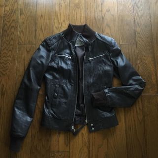 ザラ(ZARA)のZARAレディースライダース風ジャケット 革ジャン 本革(ライダースジャケット)