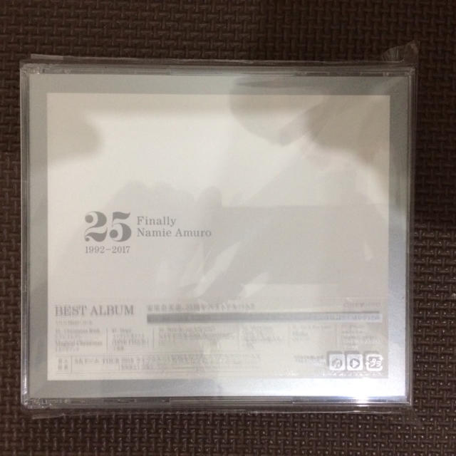 初回仕様 シリアル封入 安室奈美恵 finally3CD+DVD 新品 エンタメ/ホビーのDVD/ブルーレイ(ミュージック)の商品写真