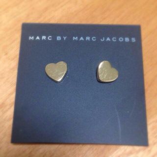 マークバイマークジェイコブス(MARC BY MARC JACOBS)のMARC BY / ハート ピアス(ピアス)