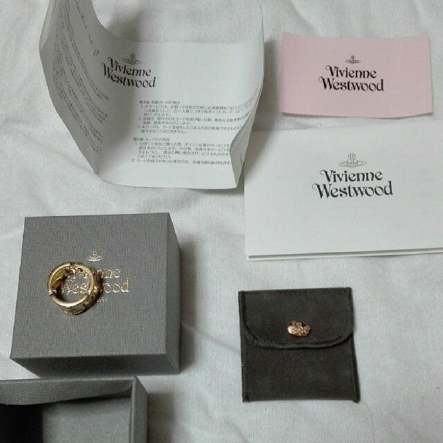 Vivienne Westwood(ヴィヴィアンウエストウッド)のヴィヴィアン リング 指輪 レディースのアクセサリー(リング(指輪))の商品写真