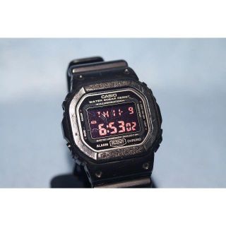 カシオ(CASIO)のCASIO G-SHOCK DW5600MS レッドアイ　反転液晶(腕時計(デジタル))