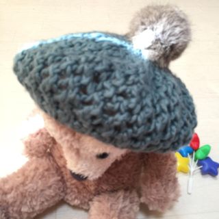 ラーゴム(LAGOM)の最終値下❣️LAGOMラーゴム♡ボンボン ニット ベレー帽♡ブルーグリーン♡F(帽子)