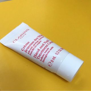 クラランス(CLARINS)のクラランス ハンド/ネイルトリートメントクリーム 8ml ミニサイズ 新品未使用(ハンドクリーム)