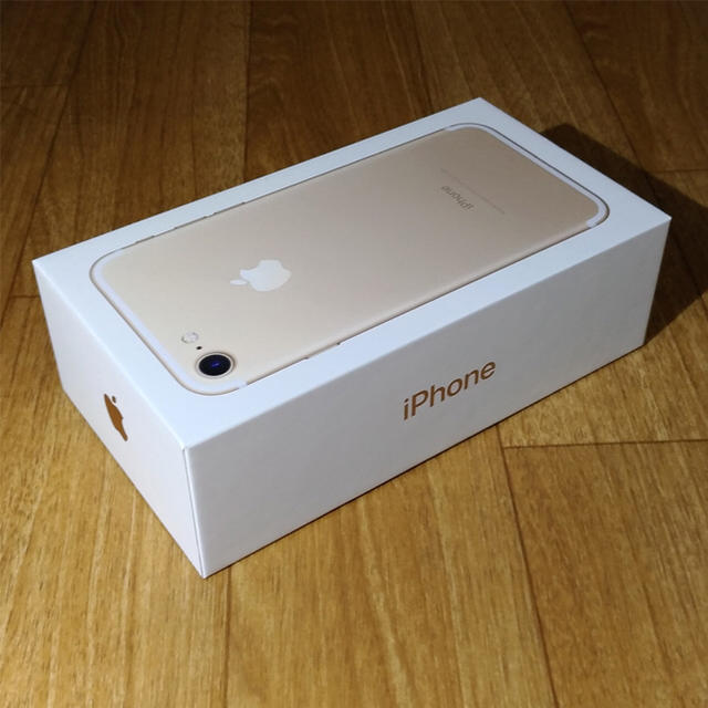 iPhone7 128GB 新品交換品 A884-530