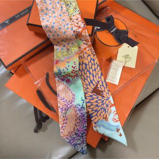 HERMES エルメス　ツイリー　英国式庭園にて